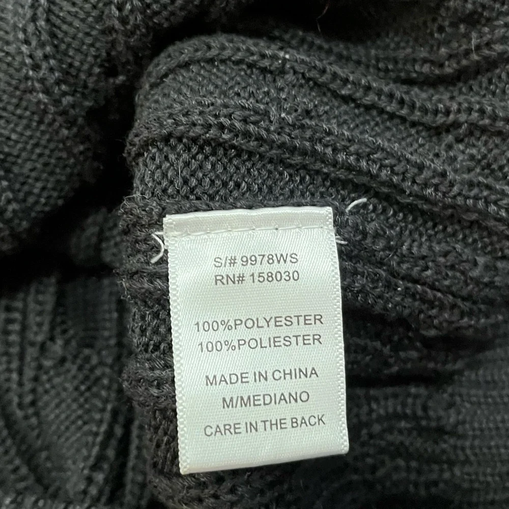 Love Tree Black Cable Knit V-neck Vest. Size Medium - Picture 5 of 9